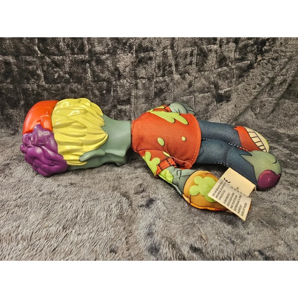 The Last Kids on Earth Joe's Pizza Boy Zombie Plush Jakks Pacific 9 Inch 2019